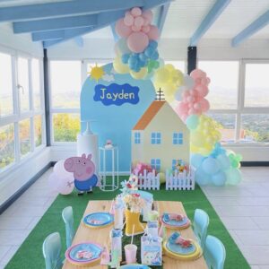 Peppa Pig’s Rainbow Party