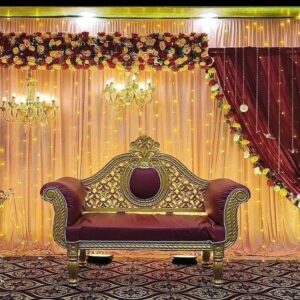 A Wedding Stage Wrapped in Tender Flowers